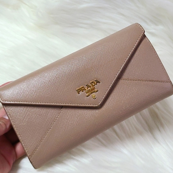 Prada Handbags - 💯 Authentic Prada Safiano Envelope Long Wallet 🍀